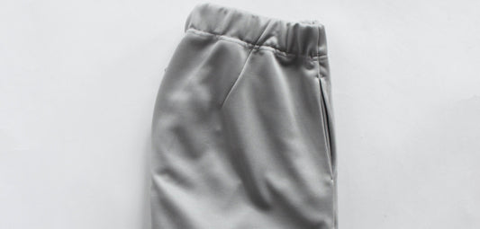 美しいTRACK PANT