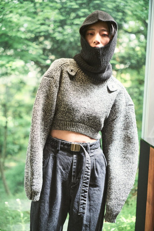 jonnlynx / British yarn gimmick pull over