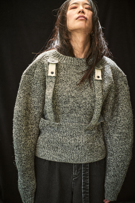 jonnlynx / British yarn gimmick pull over