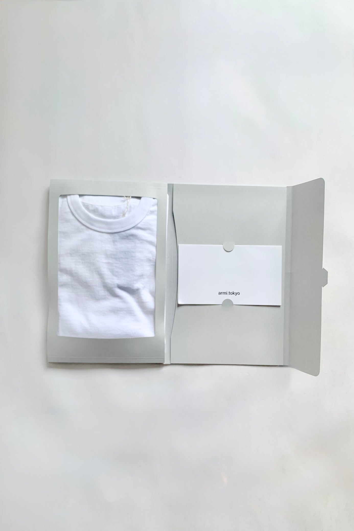armi / HARDMAN CREWNECK-T