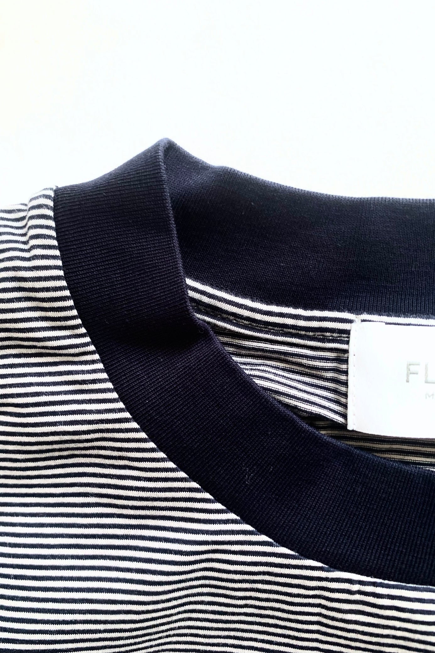 flistfia / Loose Fit Crew Neck T-Shirts