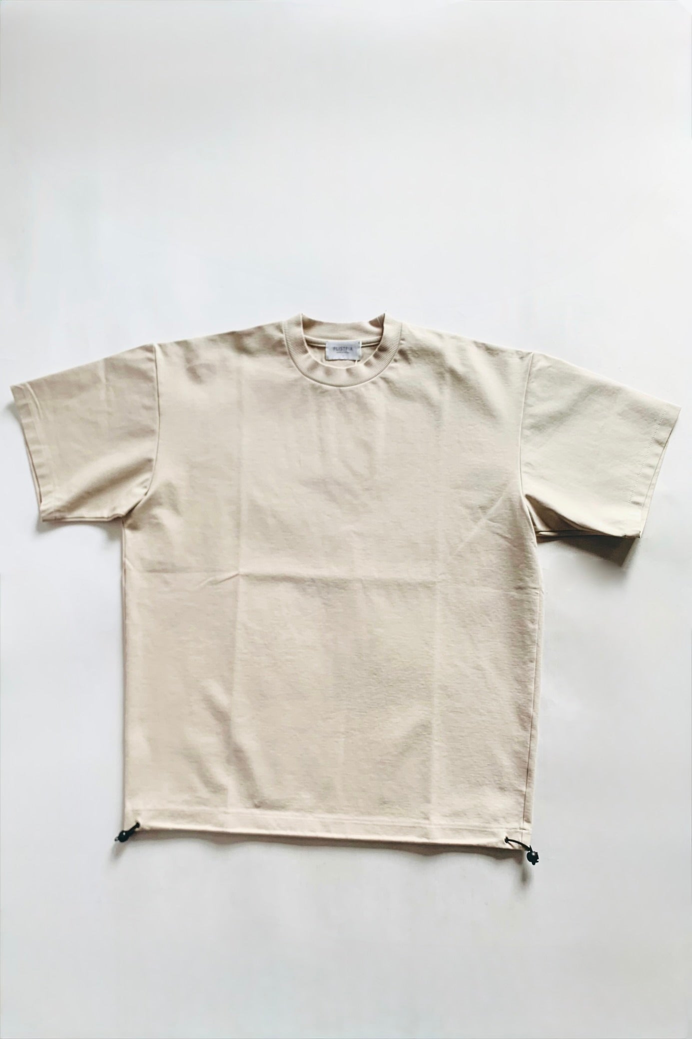 flistfia / Short sleeve Draw Code Pullover