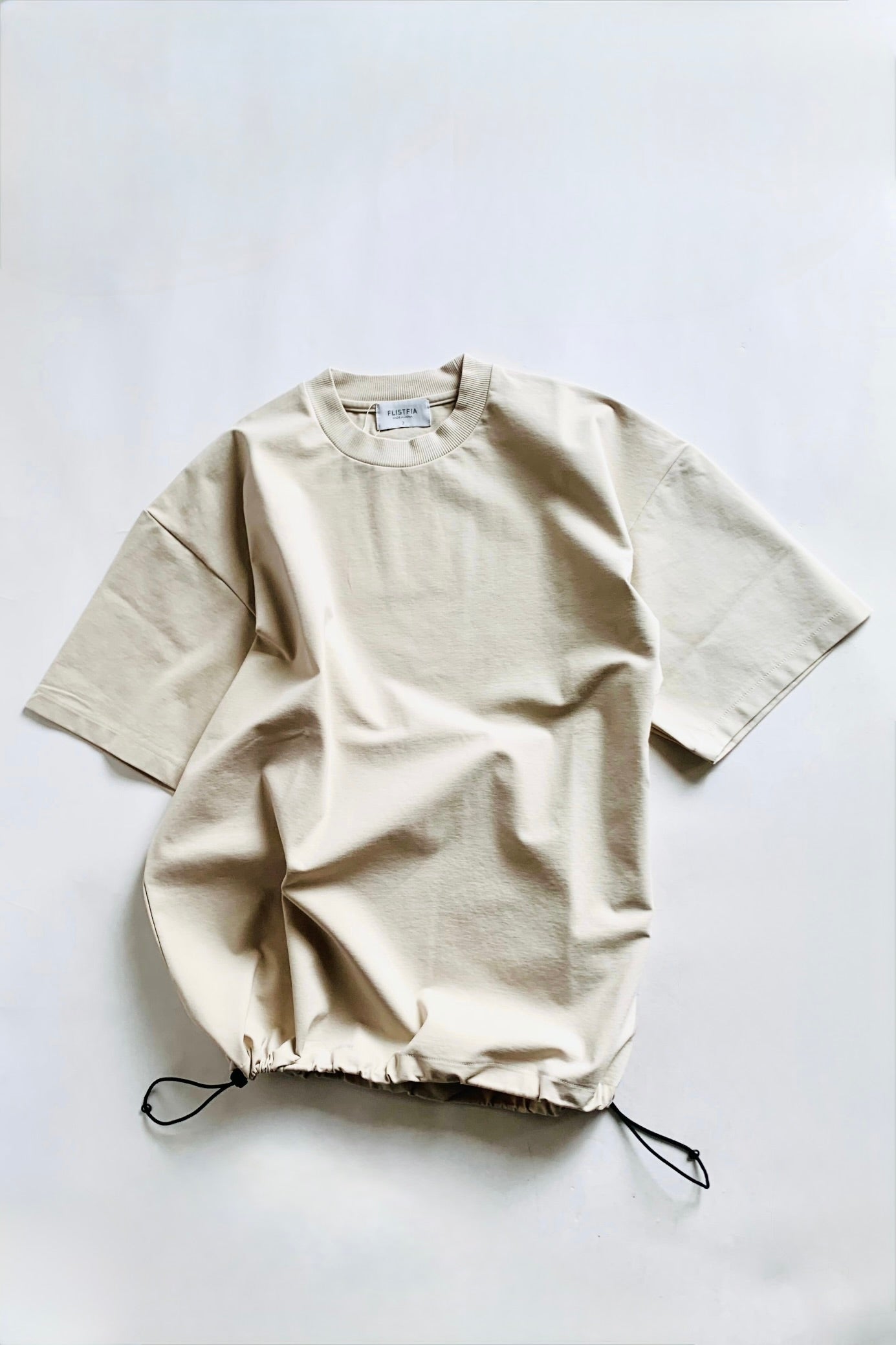 flistfia / Short sleeve Draw Code Pullover