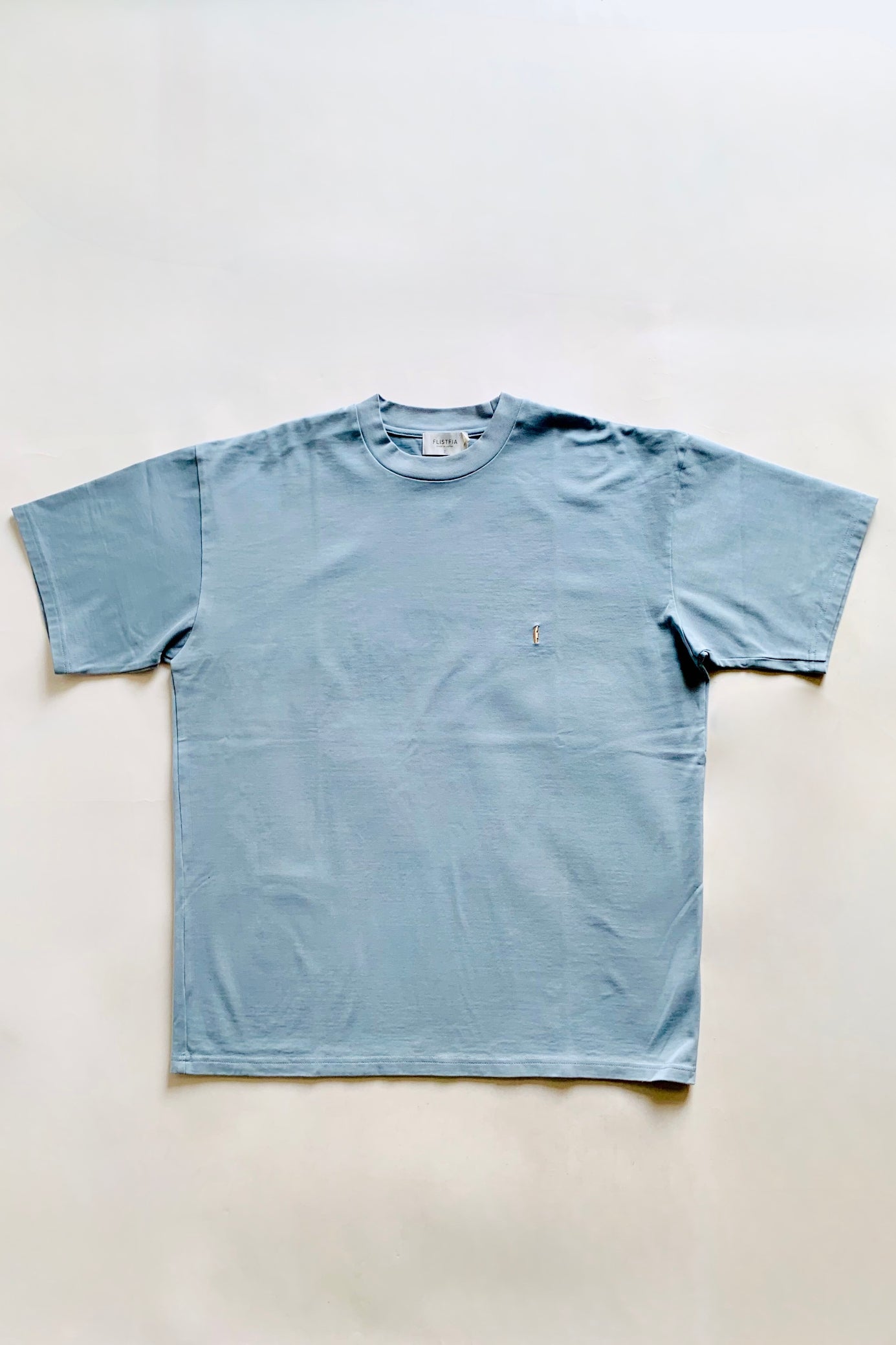 flistfia /Embroidered Loose Fit-T