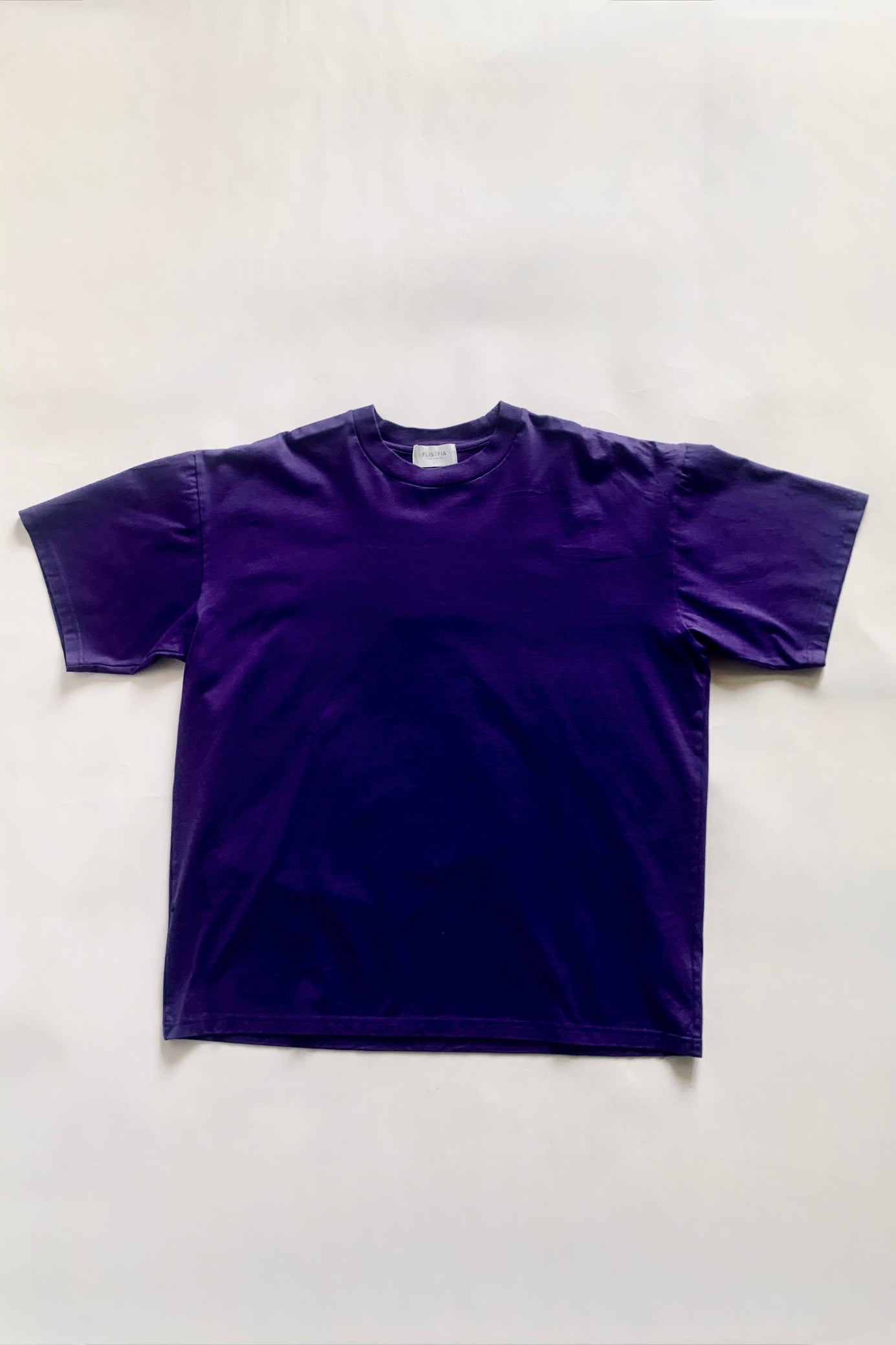 flistfia /Loose Fit Crew Neck-T