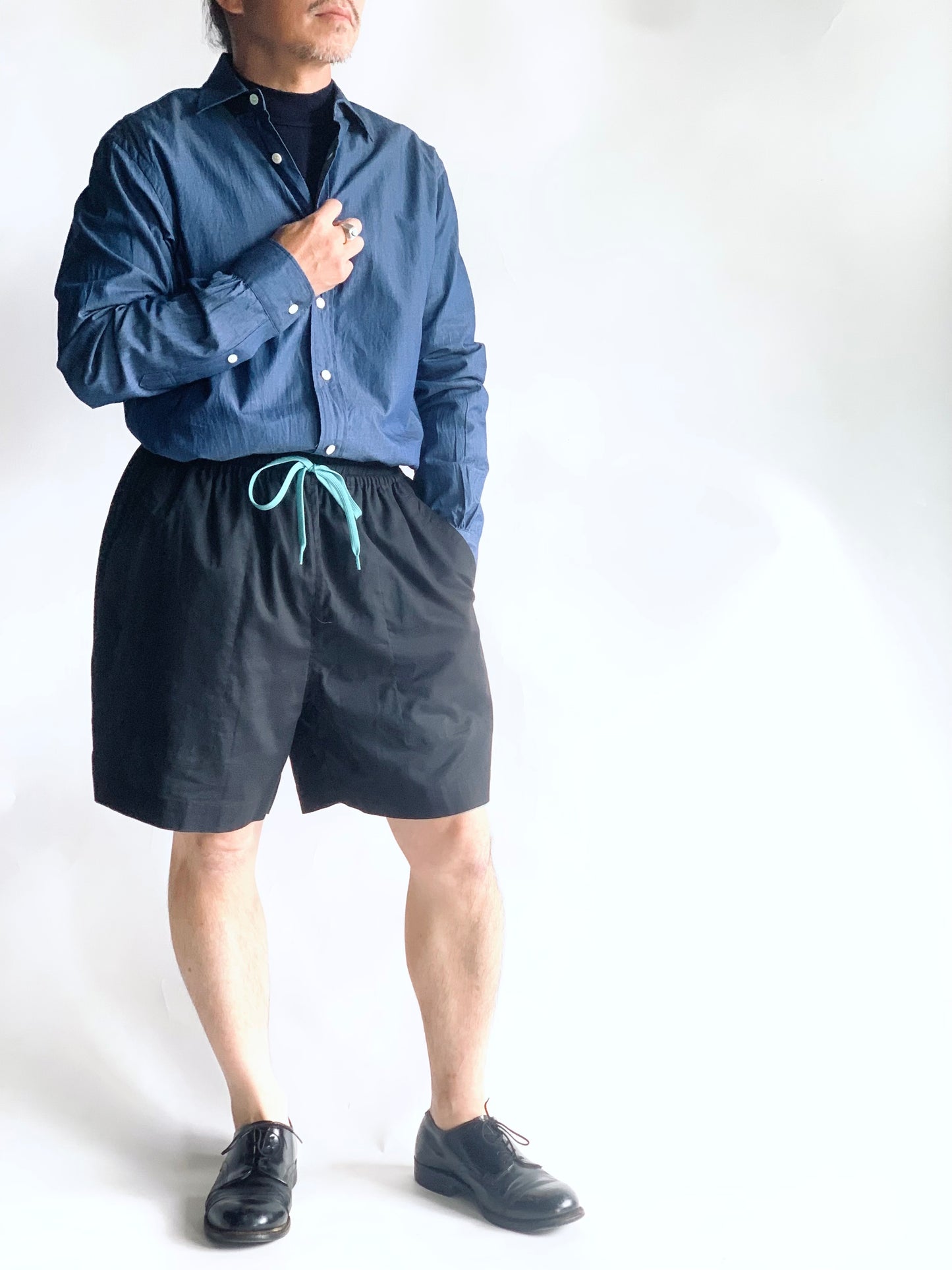 PERSONAL MATTERS / Indigo Dye Cotton Twill Shirt