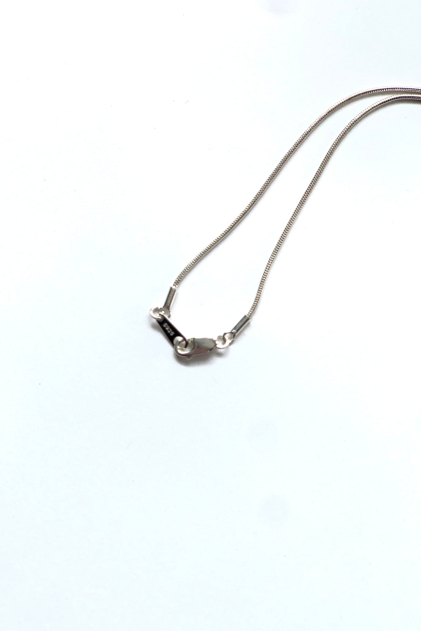 BONEE / LOW CUT NECKLACE-SISTER