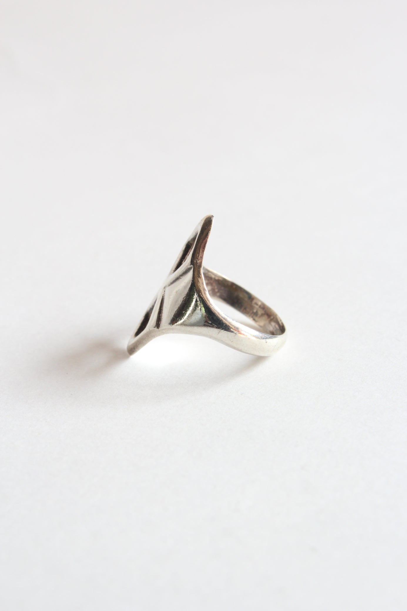 unknown /used rhombus ring