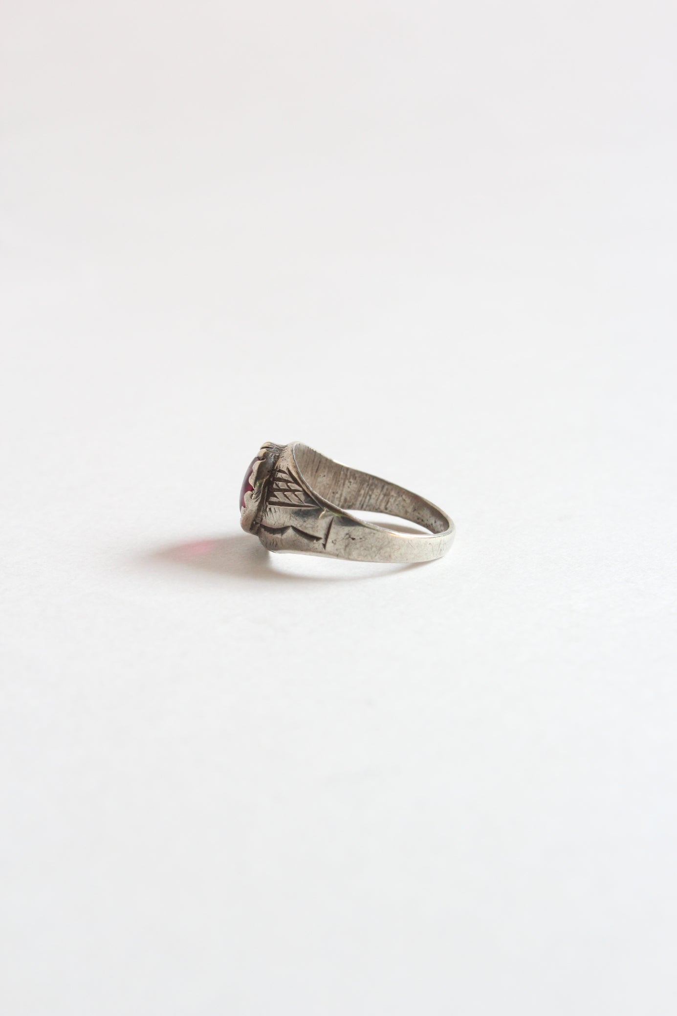 unknown /used 80's tribal ring