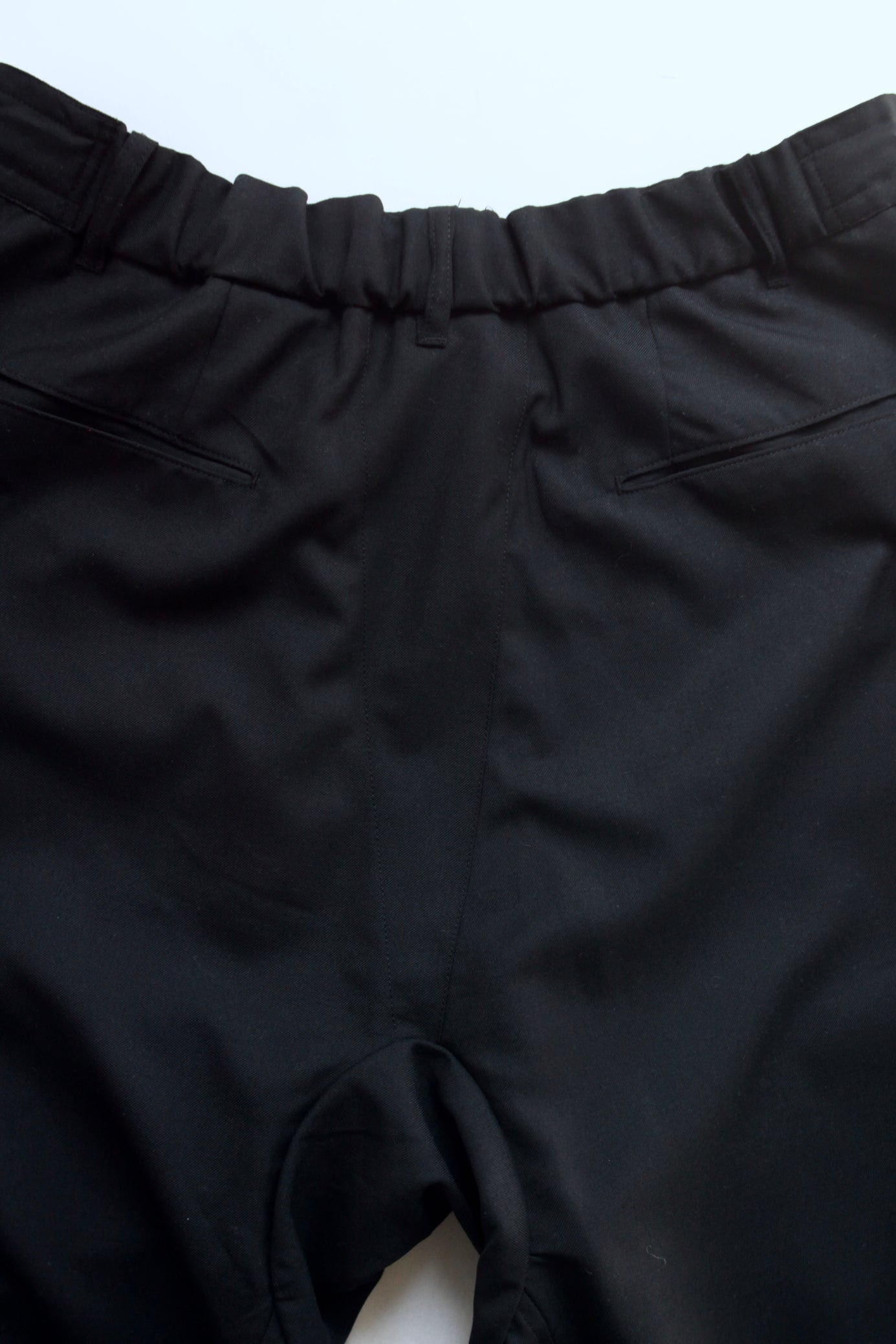 TOKIARI / JAN THREE TUCK WIDE PANTS