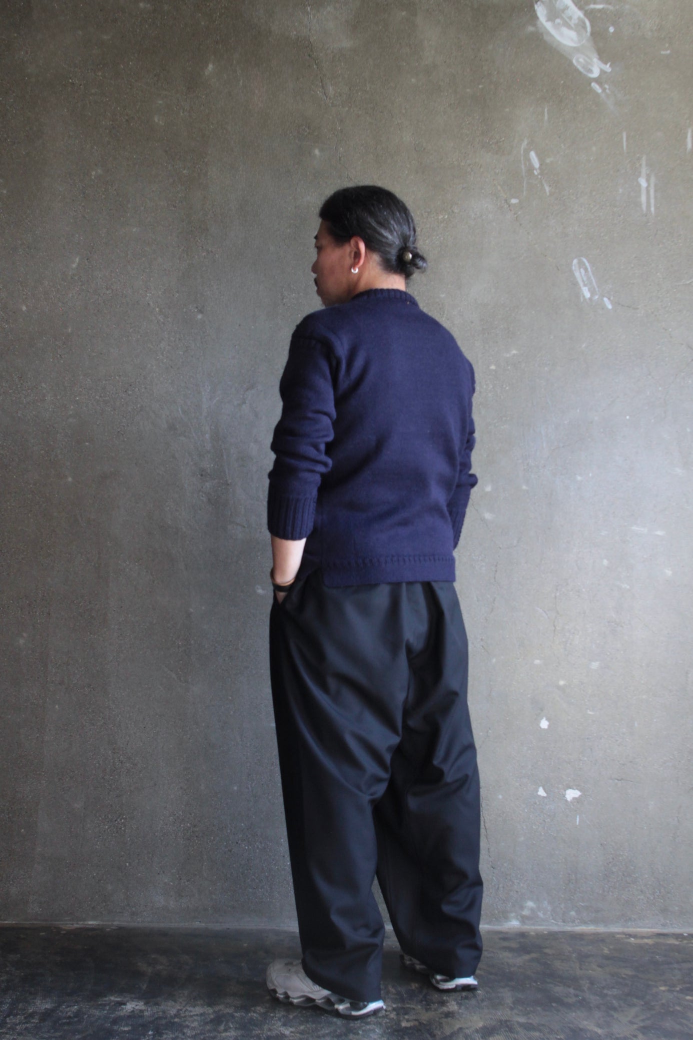 TOKIARI / JAN THREE TUCK WIDE PANTS