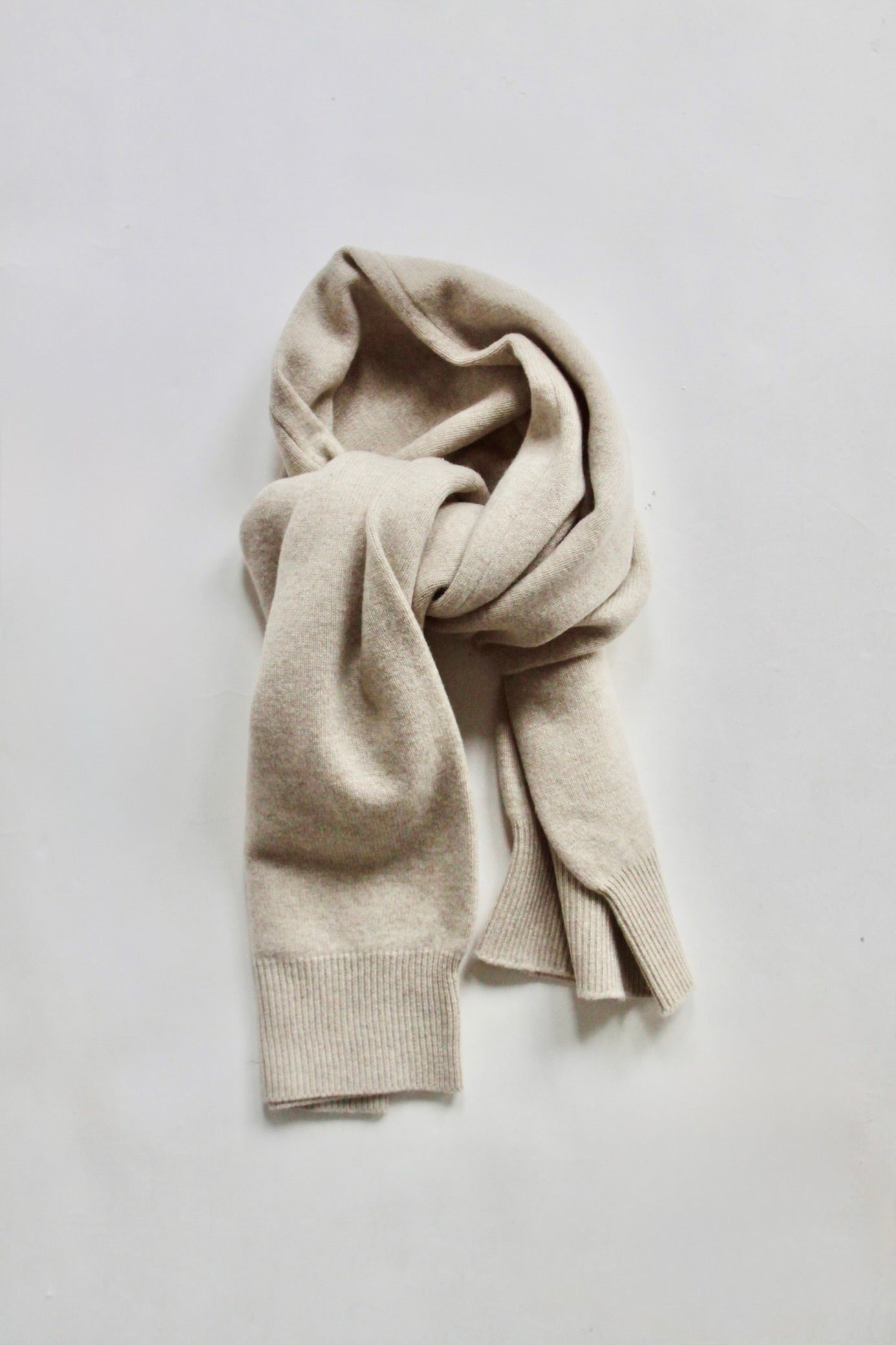 PERSONAL MATTERS /Merino Wool Scarf