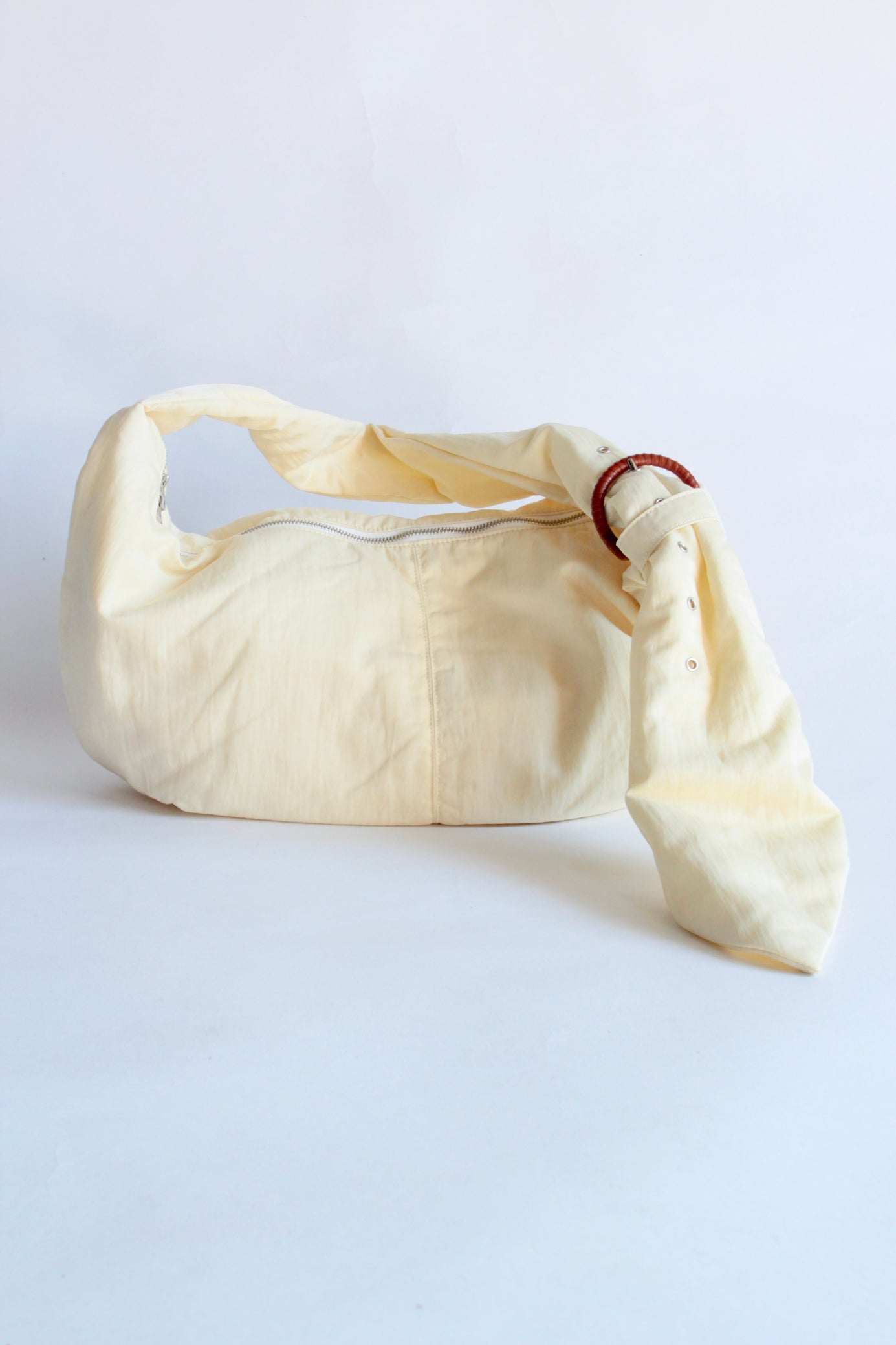 Fluss / GATHERED BELT CROSS BAG