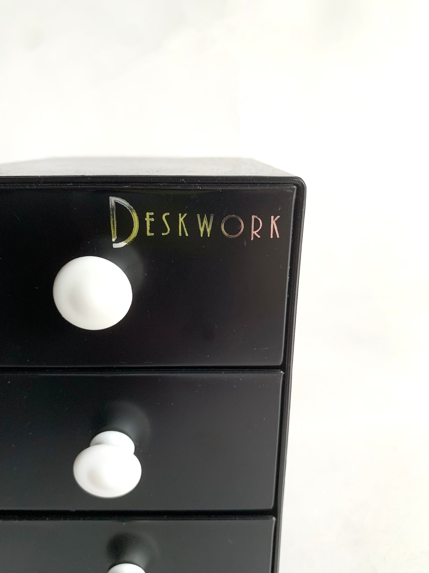 DEAD STOCK / SMALL BOX