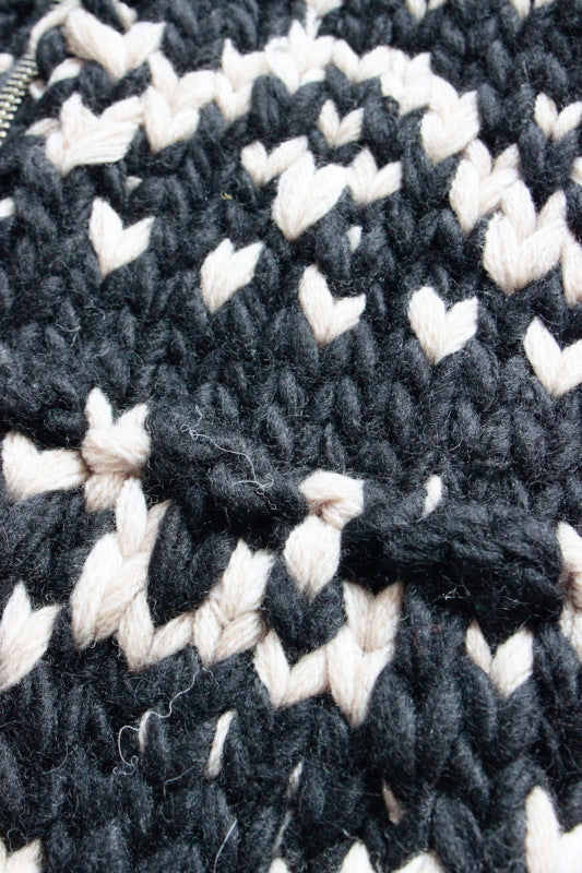WRYHT / COWICHAN HAND ZIP SWEATER