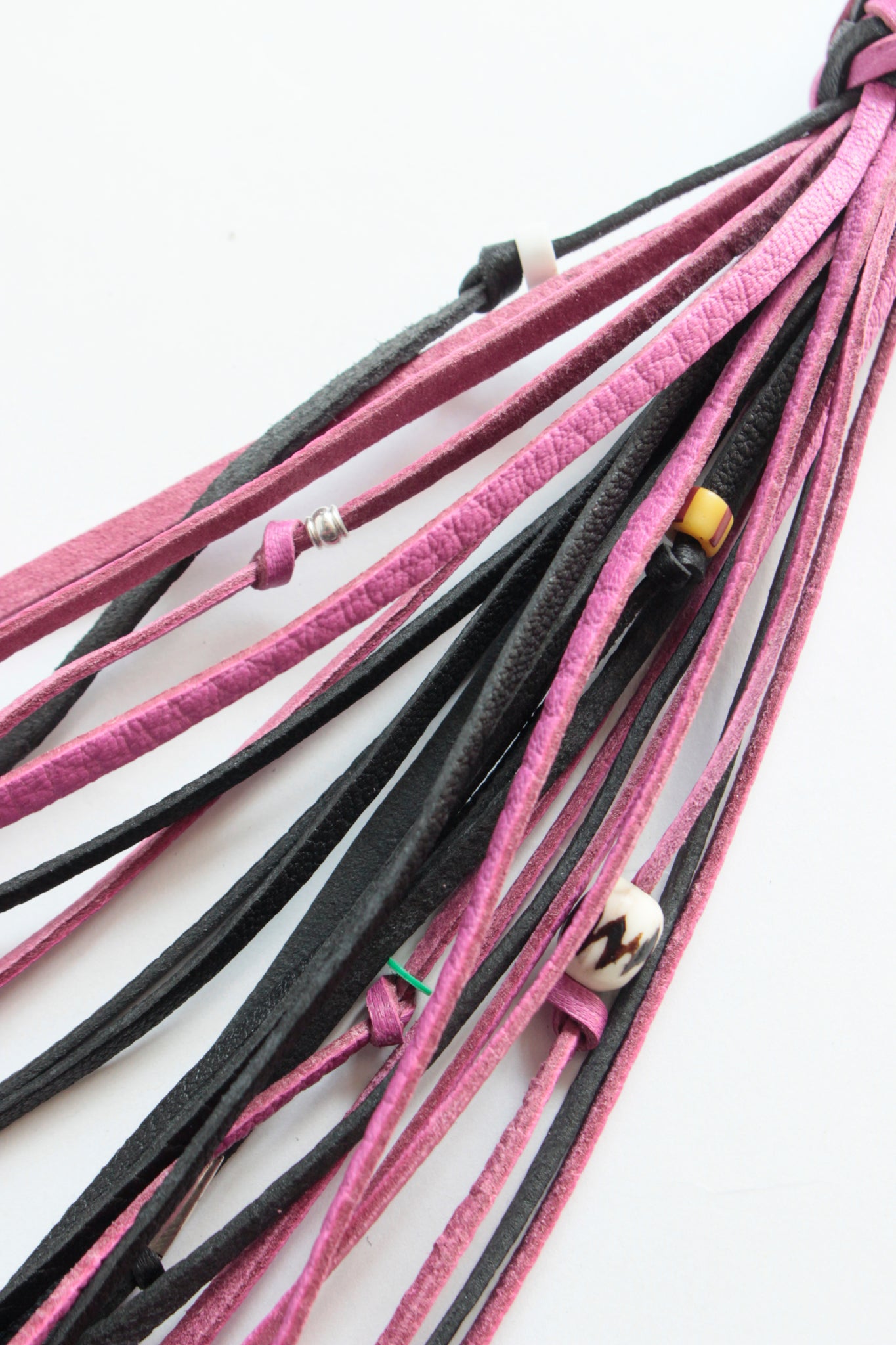amarillo / Braided Big Charm