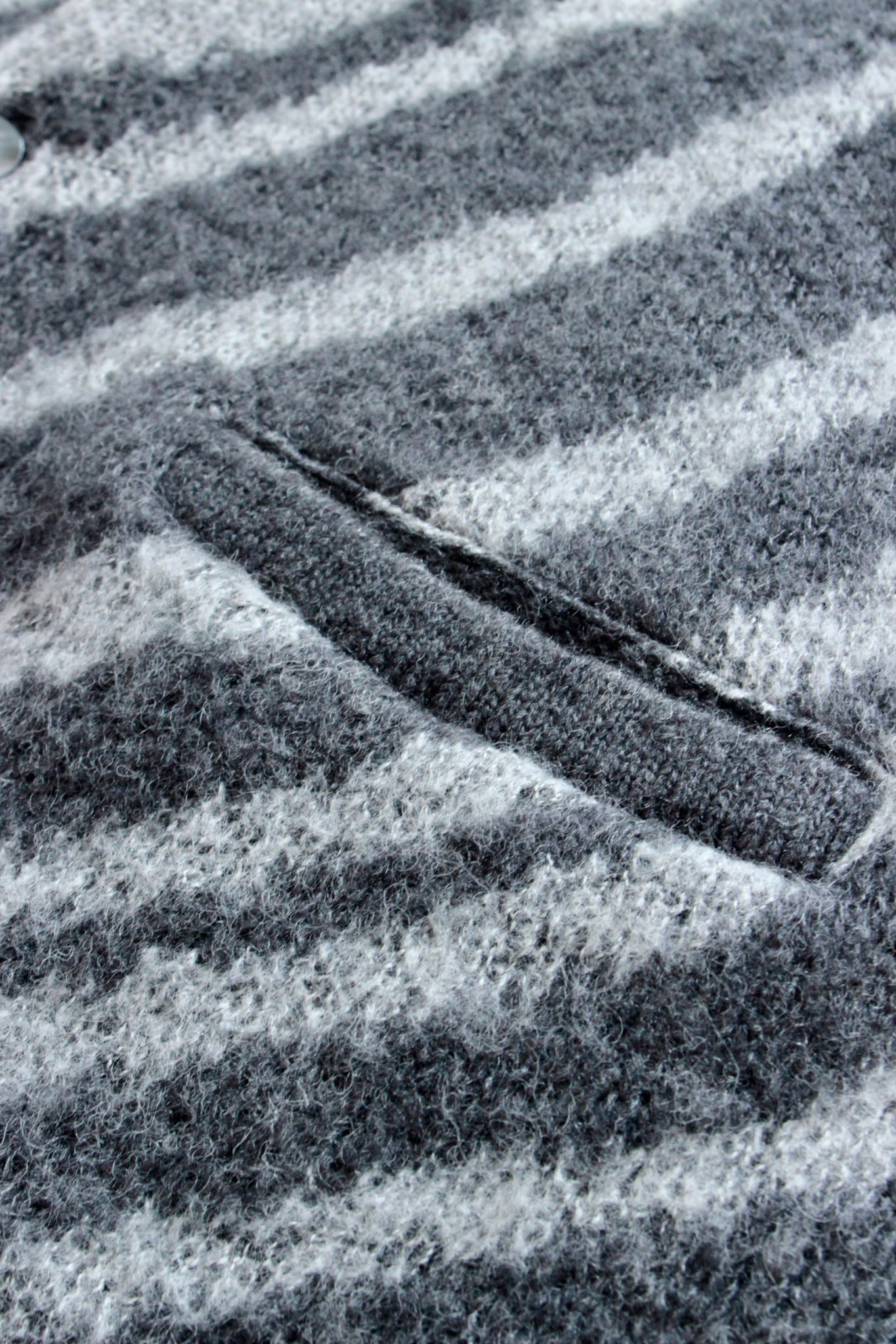 ANDER / MOHAIR CARDIGAN