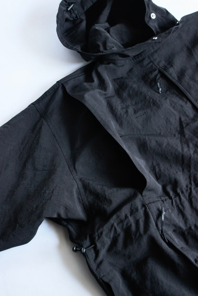 WRYHT / ASYMMETRY FRONT ANORAK COAT