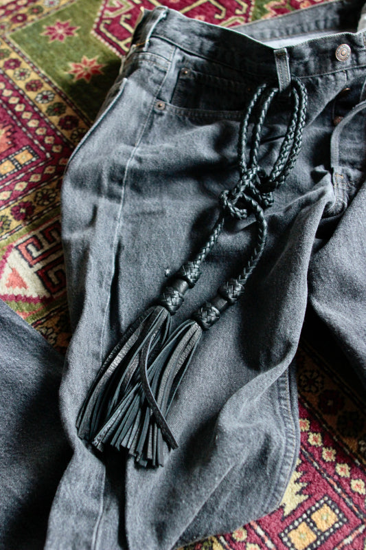 amarillo / Twin Tassels