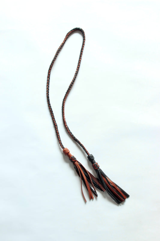 amarillo / Twin Tassels