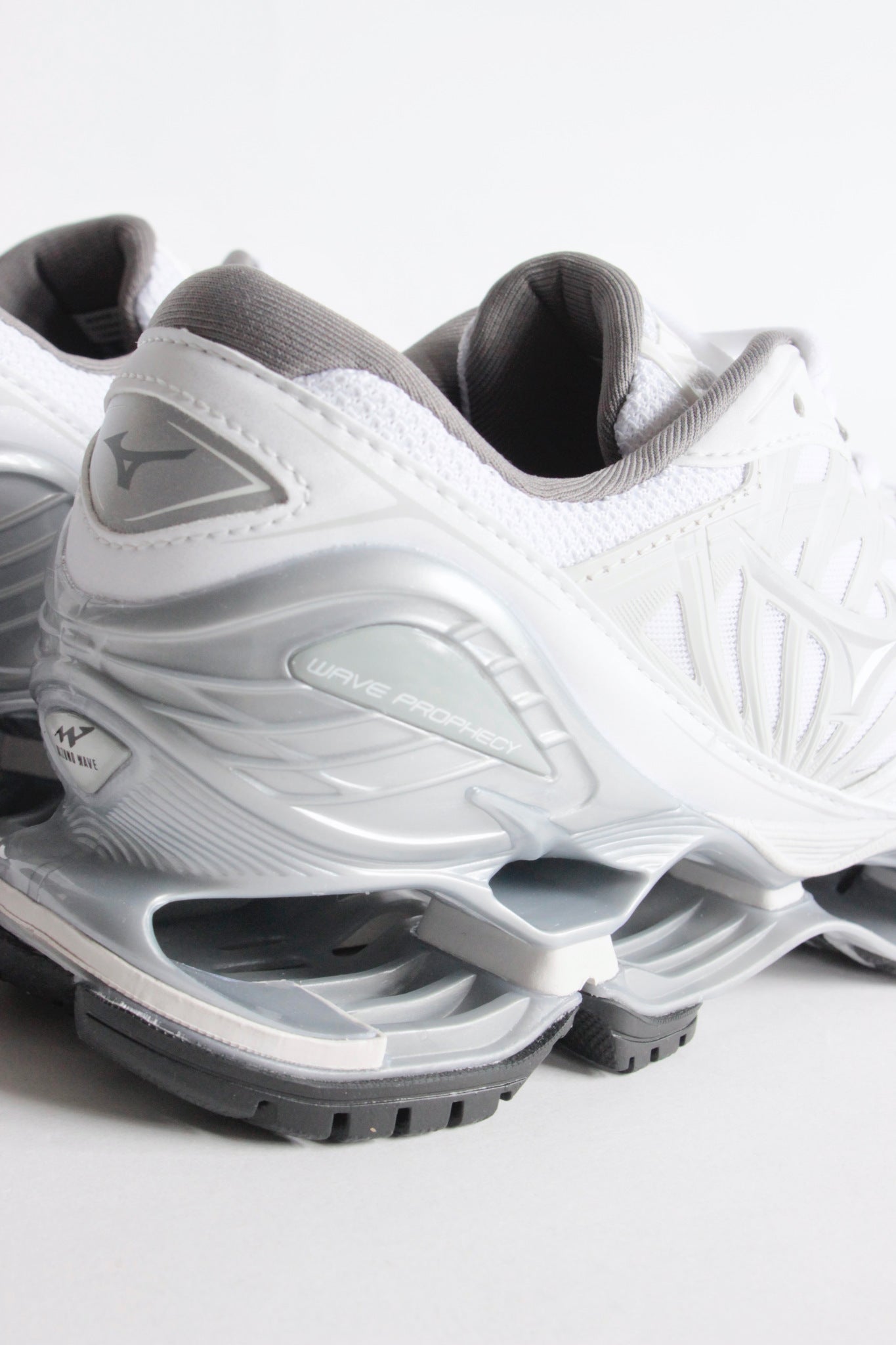MIZUNO / WAVE PROPHECY LS