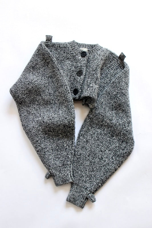 jonnlynx / British yarn arm cover