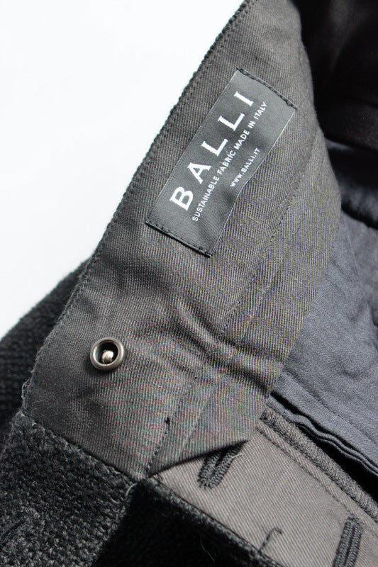 WRYHT / KNOTTED BACK PLEATED TROUSER