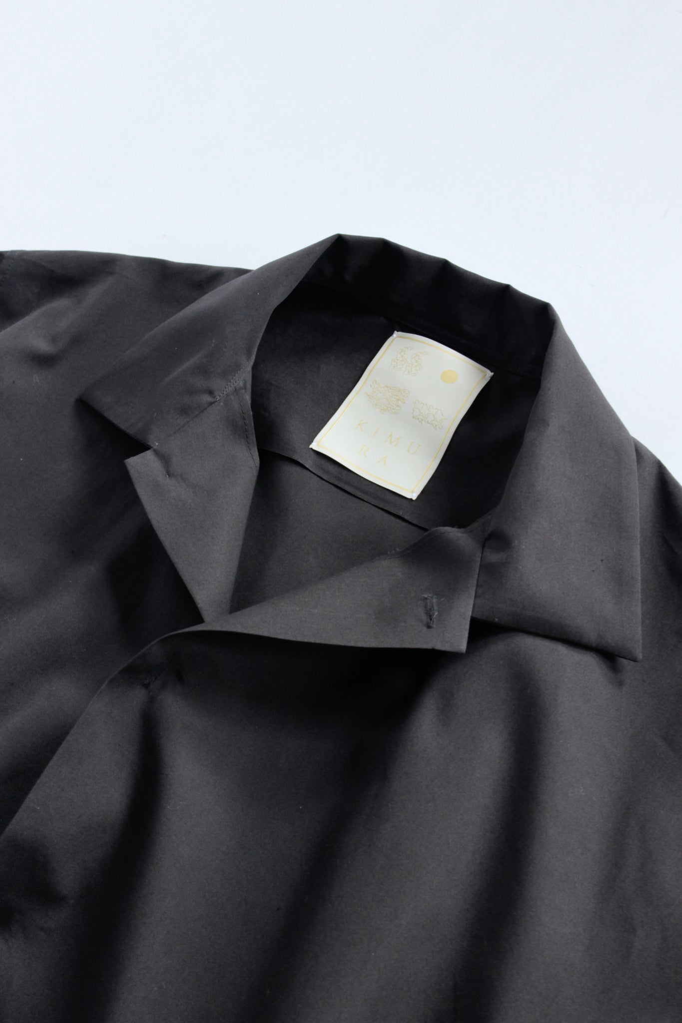 KIMURA / narrowing cardigan with collar