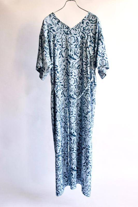 WRYHT / SLIT NECK PAJAMA DRESS