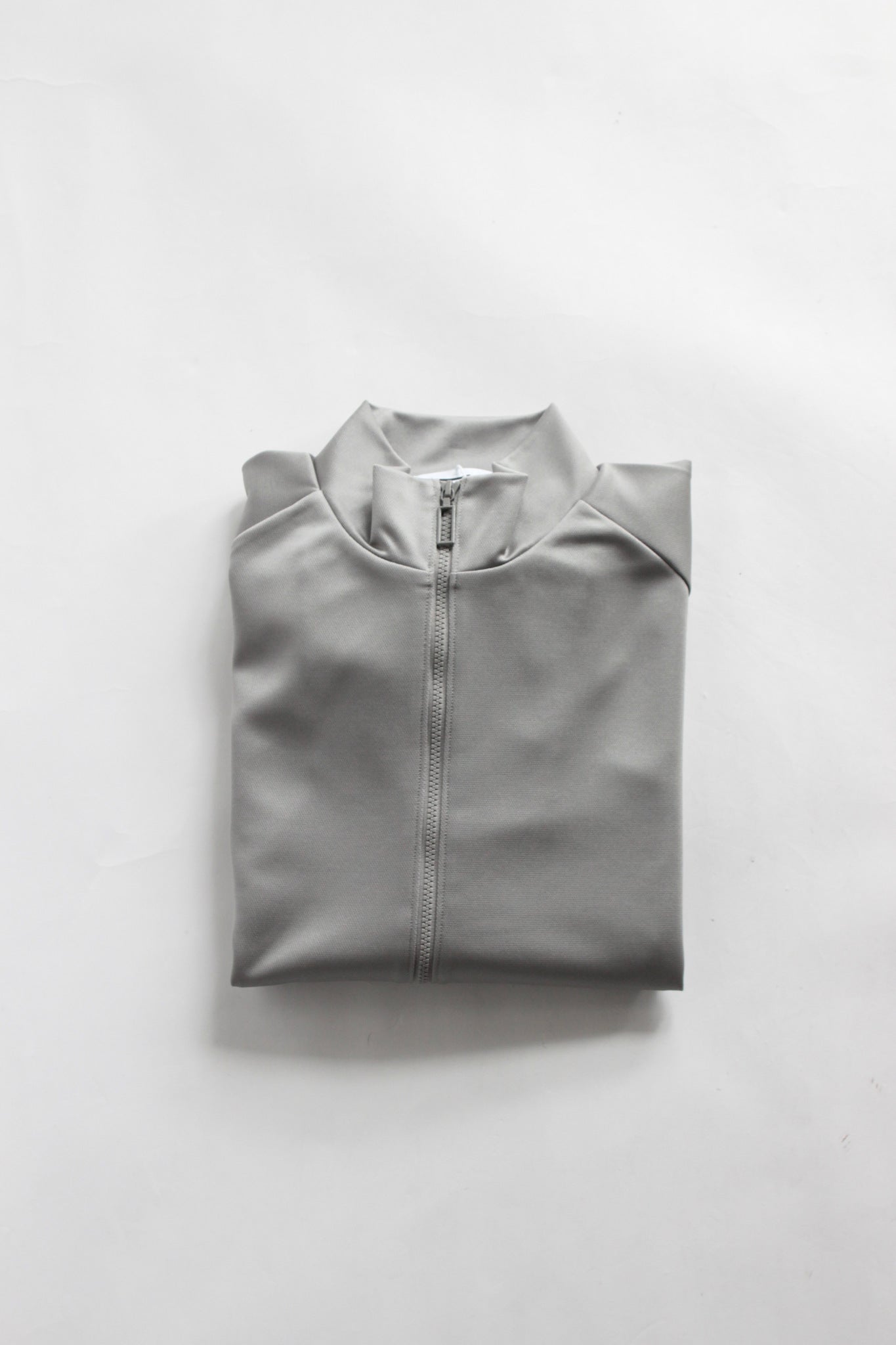 REVERBERATE /TRACK JACKET