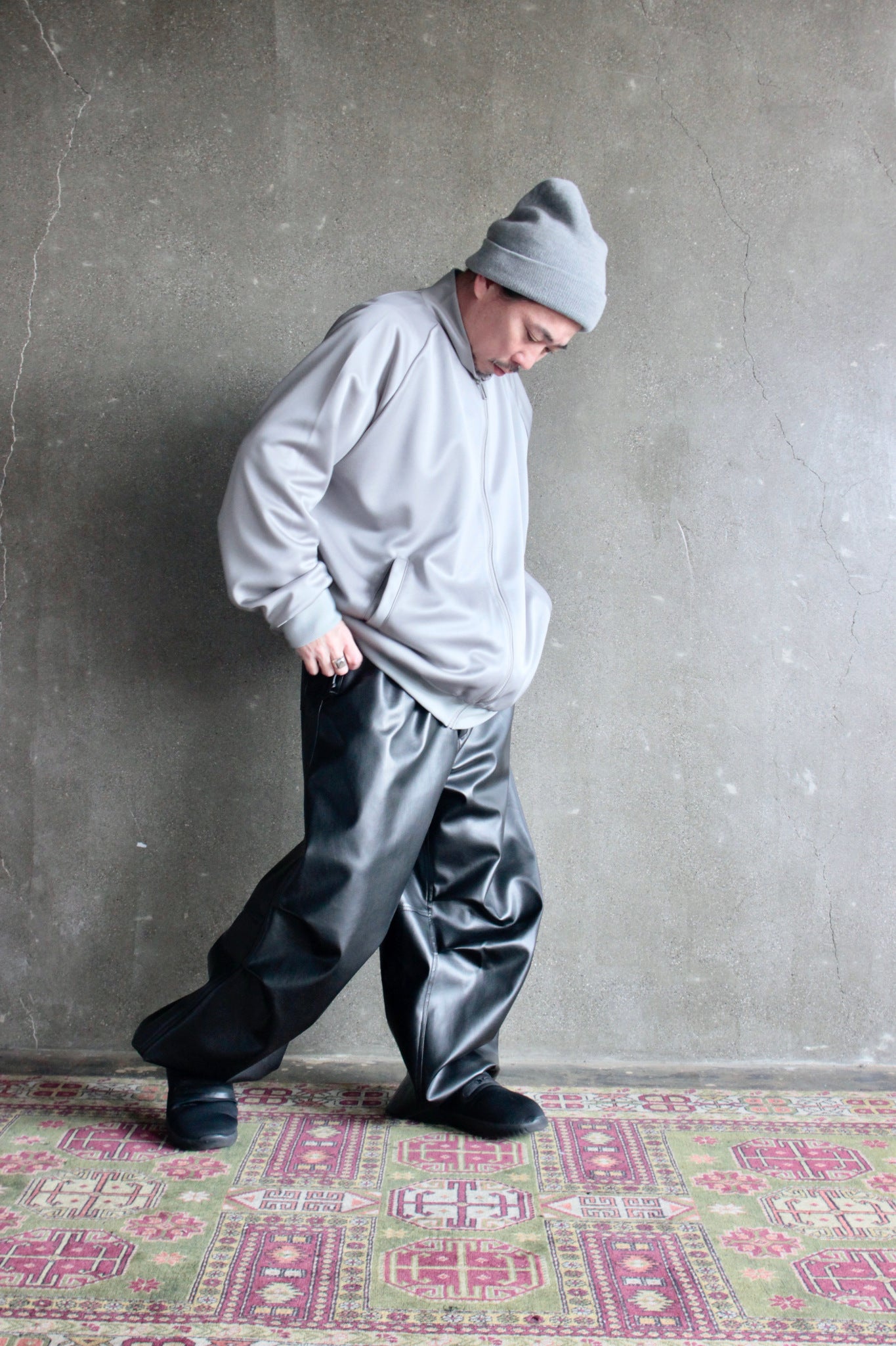 REVERBERATE /TRACK JACKET