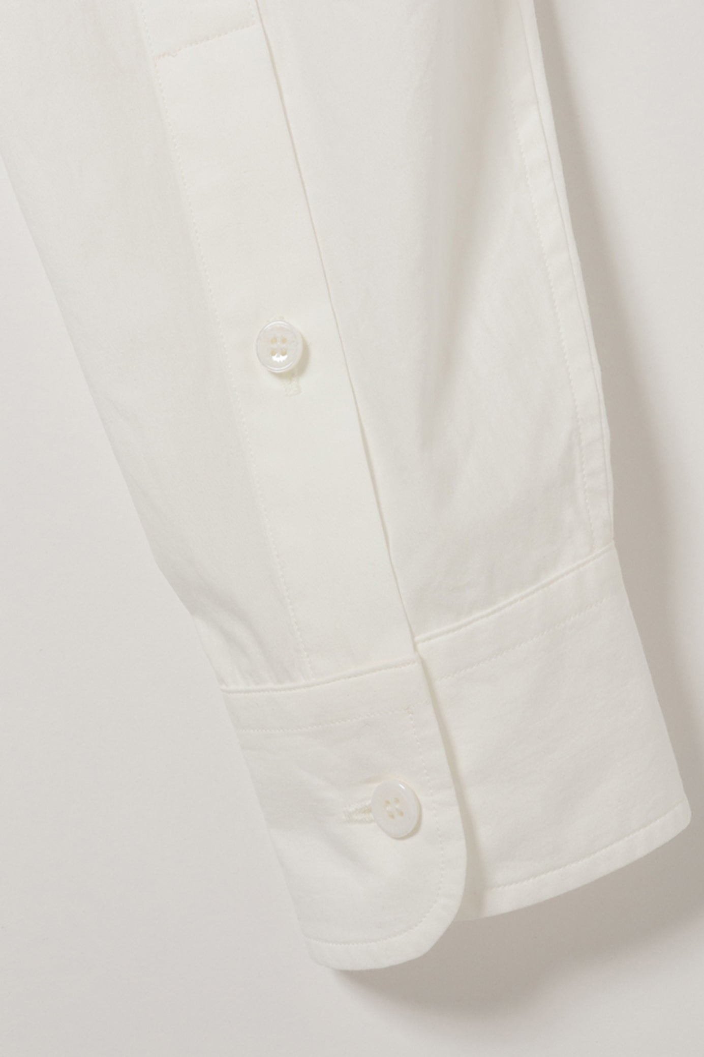 PERSONAL MATTERS / Organic Cotton Broad Shirt