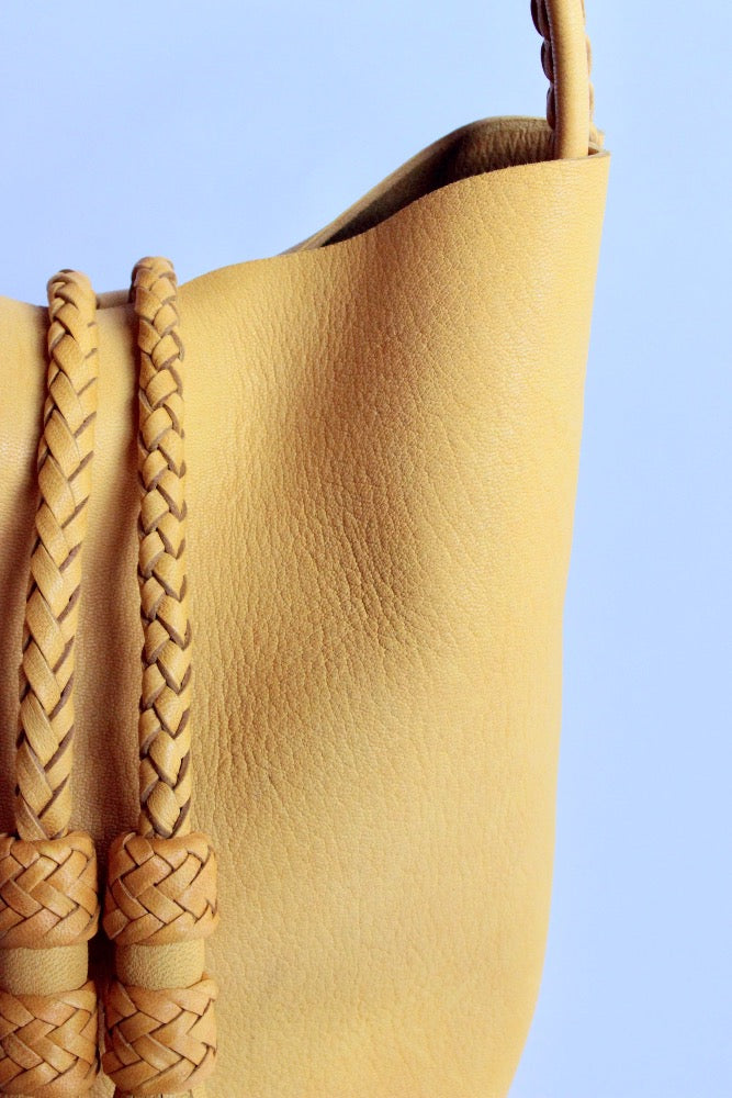 amarillo / Bucket Bag With Tassels