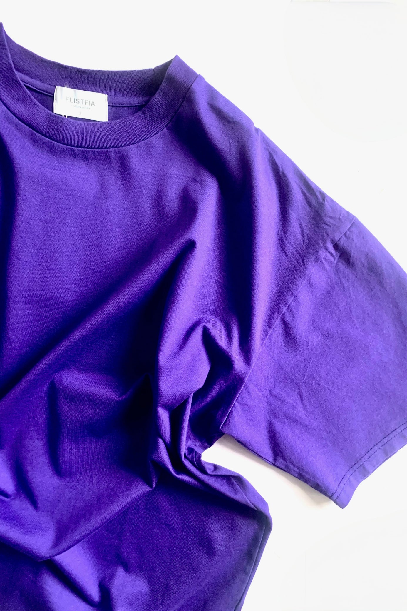 flistfia /Loose Fit Crew Neck-T