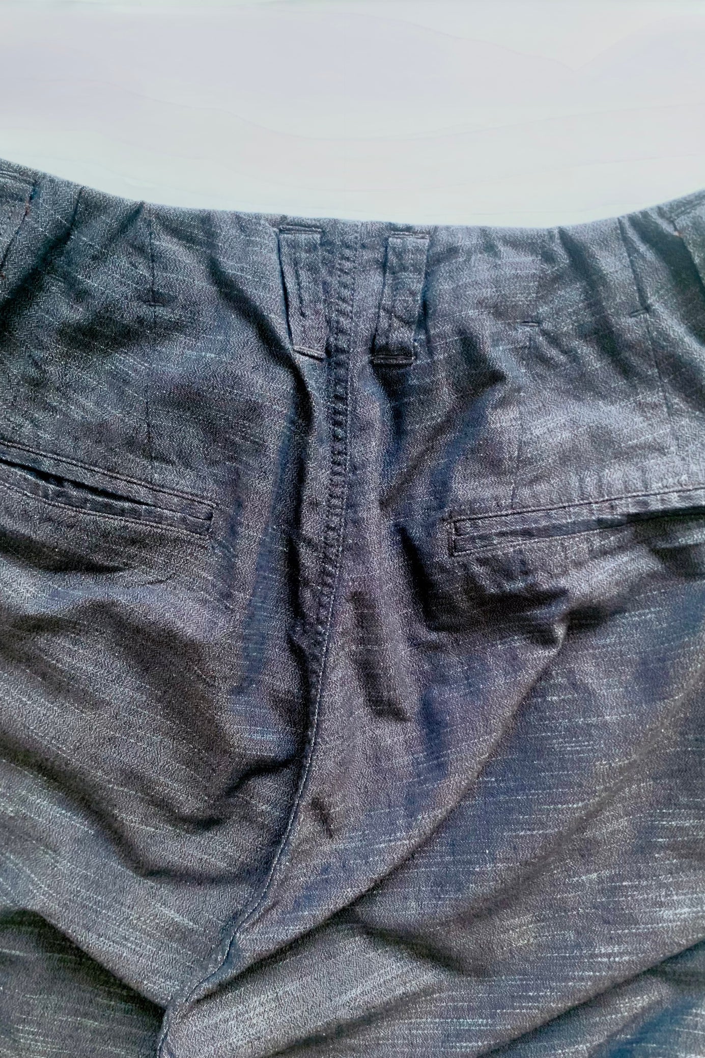 roundabout /Random twist 2tuck Pants