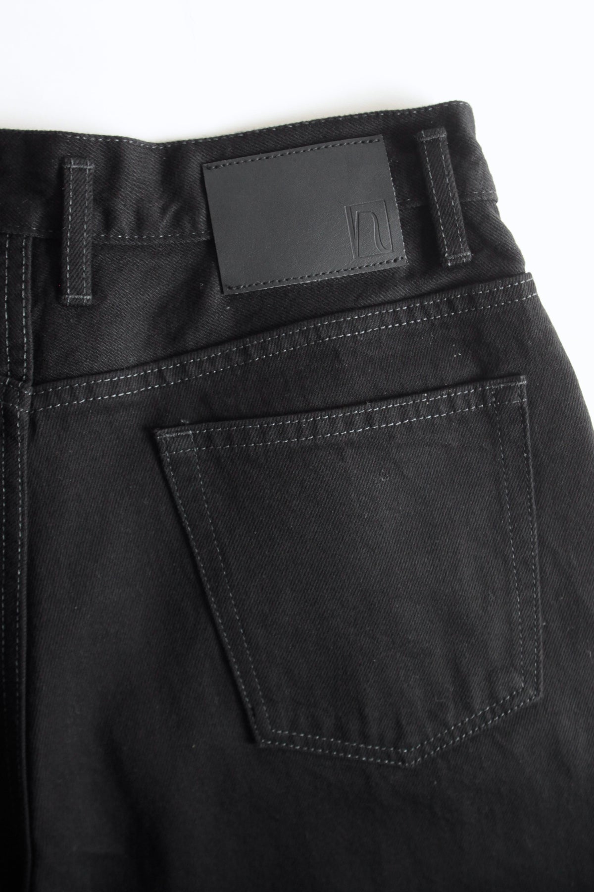 nakedgauze / ASHLEY JEANS