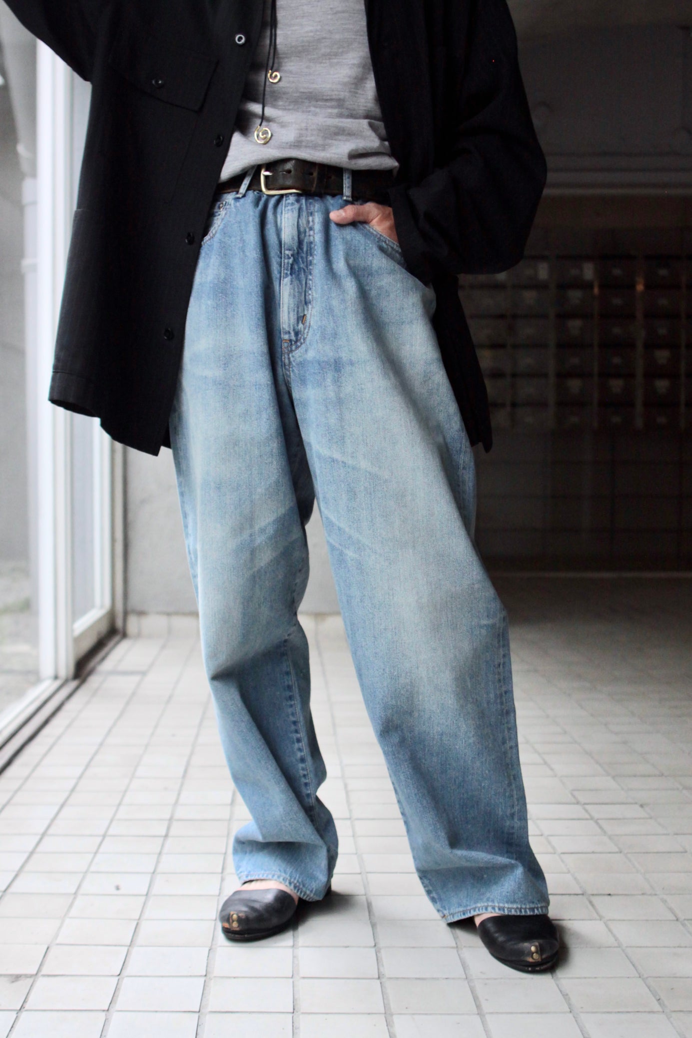 awasa / selvage light oz denim 5 pocket wide pants(indigo fade)