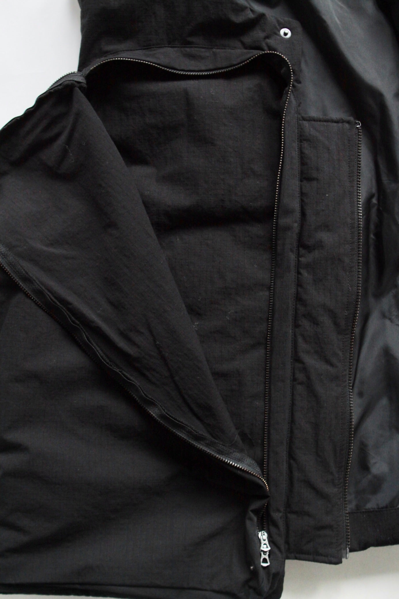 roundabout / Big Pocket Padded Vest – UN