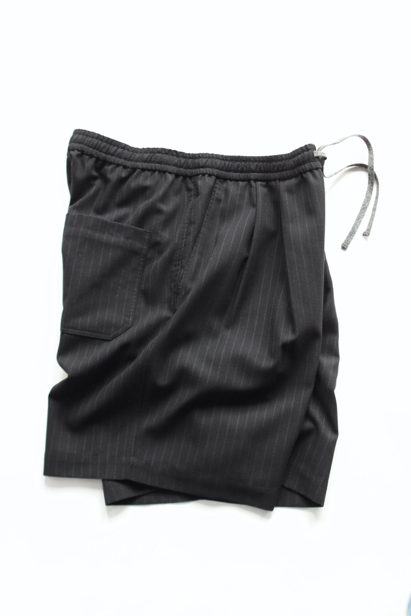 awasa / vintage wool amunzen wide easy shorts