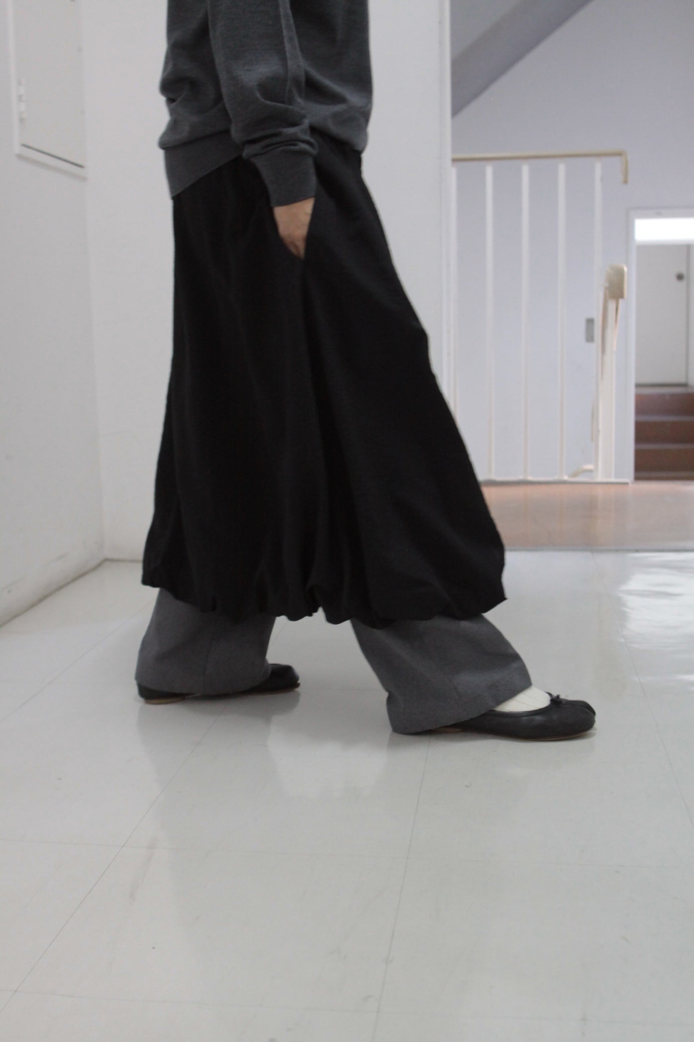 awasa /nylon silk bubble hem skirt