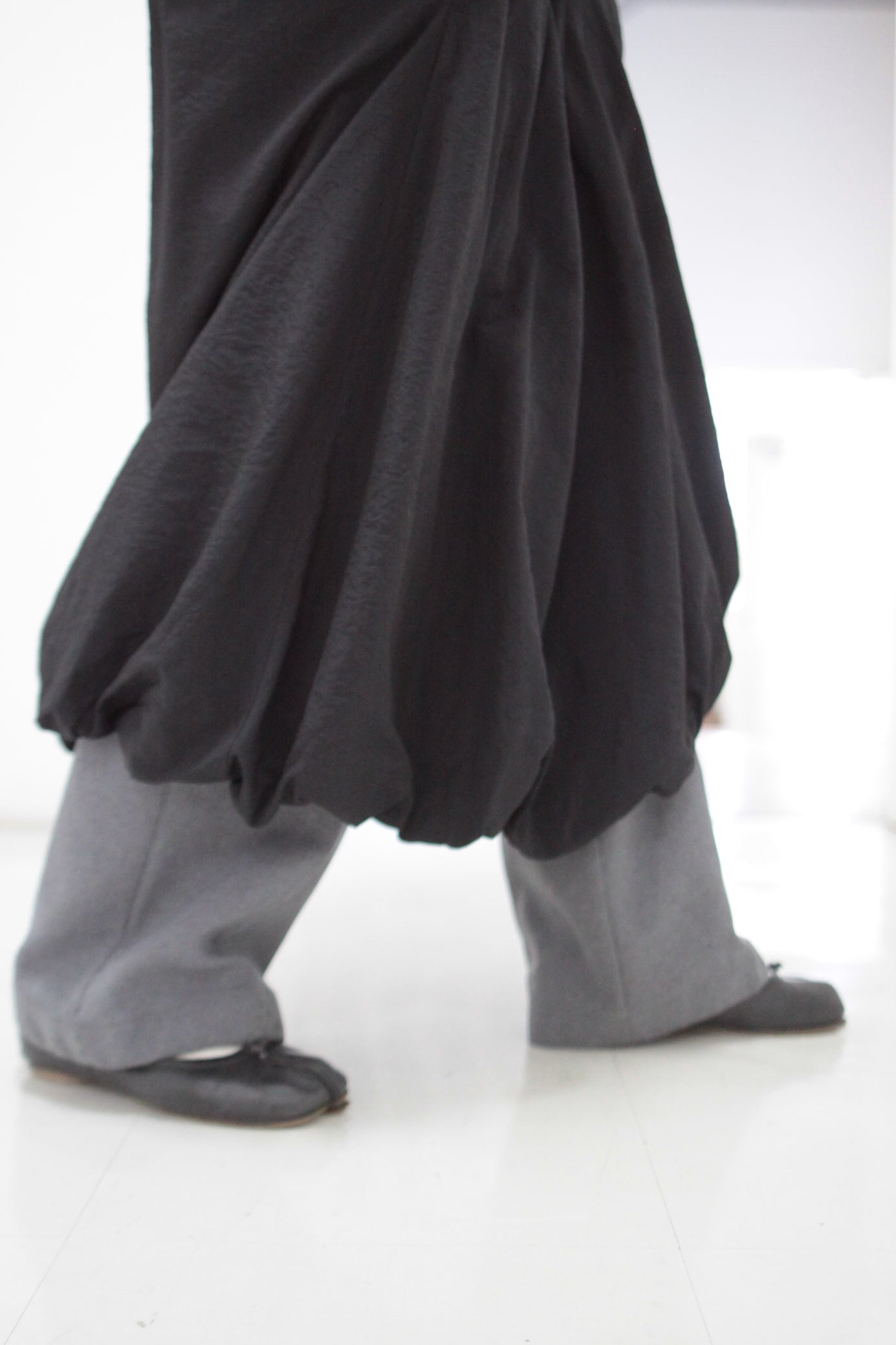 awasa /nylon silk bubble hem skirt