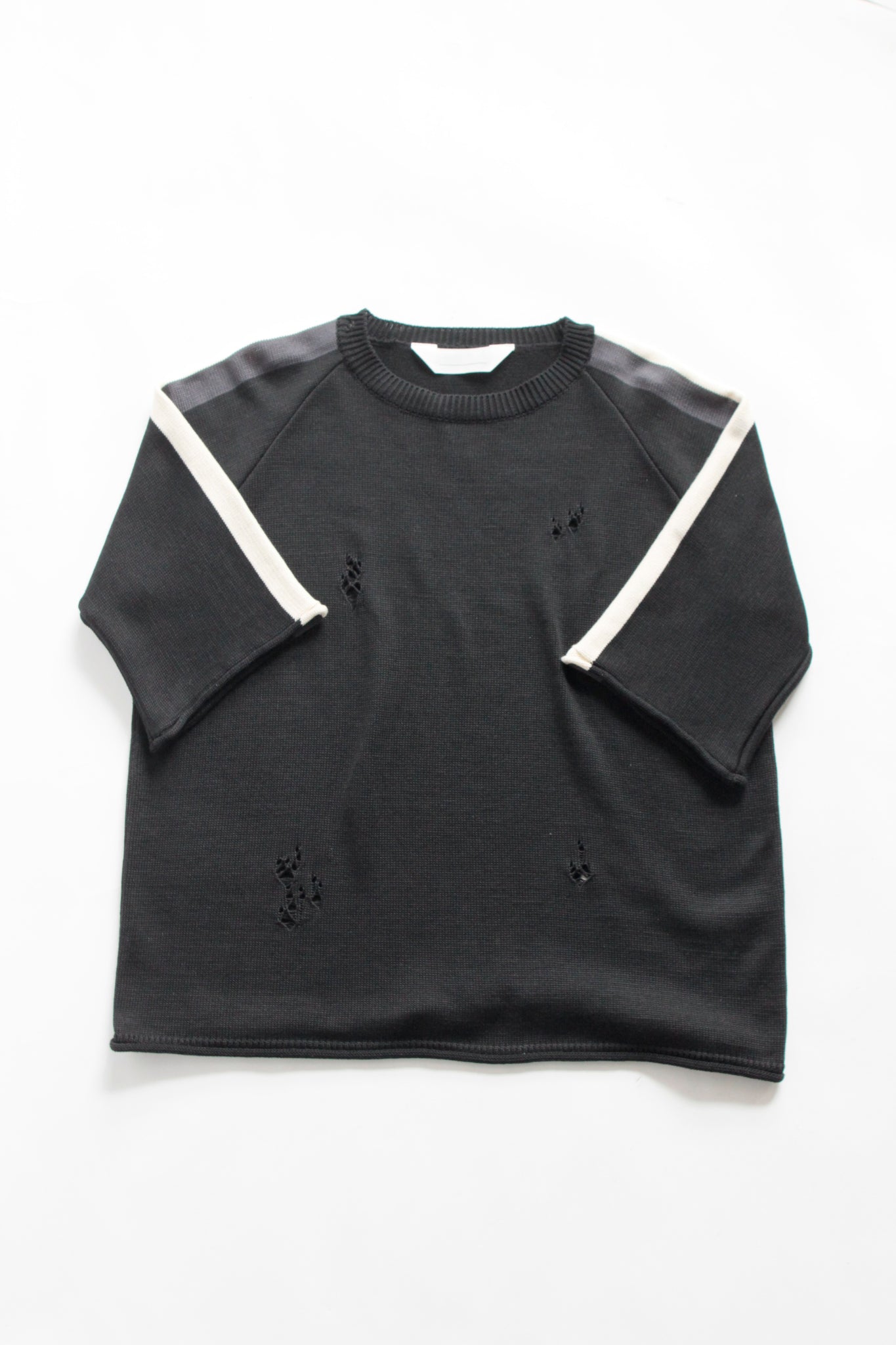 ANDER / DAMAGE LINED TEE