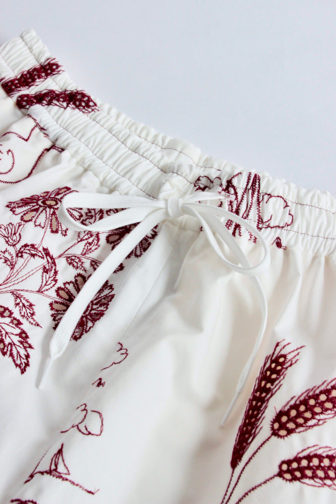 jonnlynx / vacation embroidery shorts